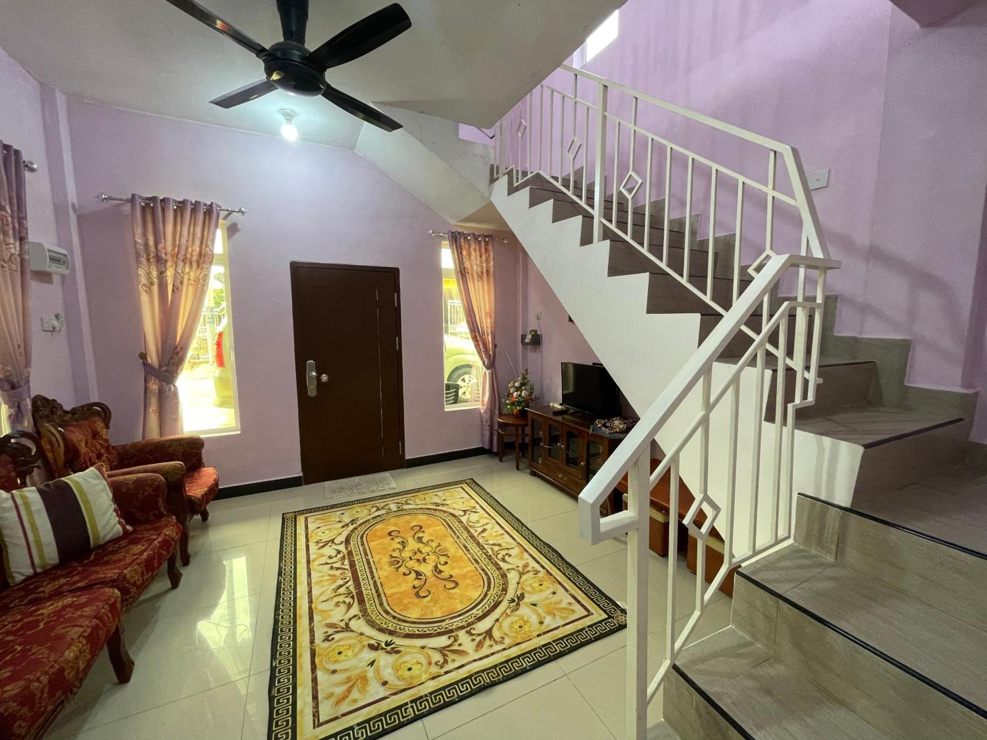 Dan'S Homestay Bangau Temerloh Eksteriør bilde